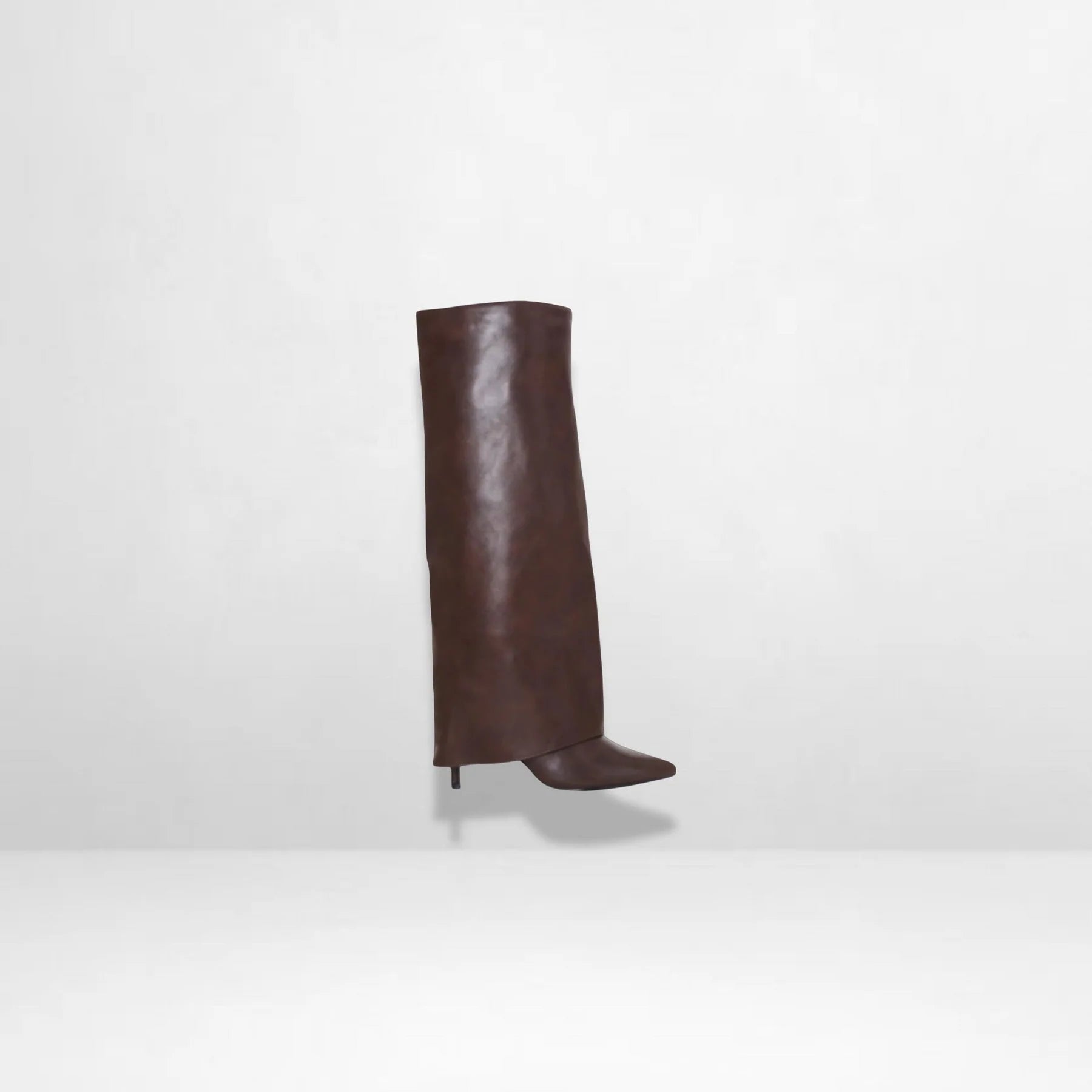 Mivana Statement High Boots | Puntige Laarzen met Oversized Schacht & Stilettohak