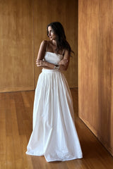 elegante dames set in het wit