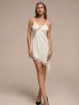 Veloura | Satin-Slipkleid mit Spitze & asymmetrischem Saum