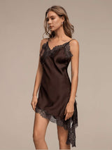 Veloura | Satin-Slipkleid mit Spitze & asymmetrischem Saum