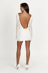 witte mini jurk met pailletten en open rug