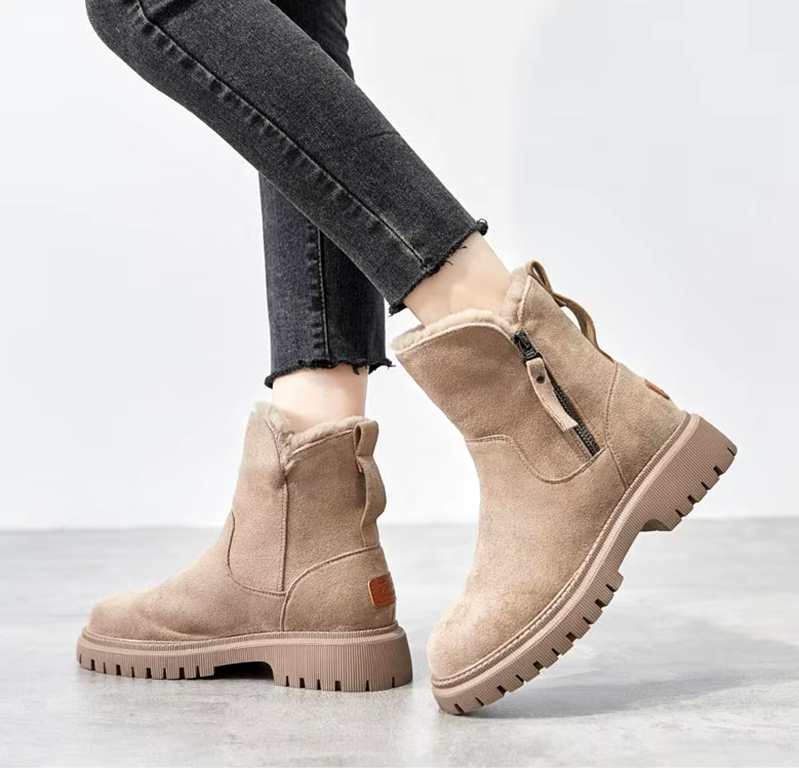 beige enkellaarzen dames met bontvoering en chunky zool