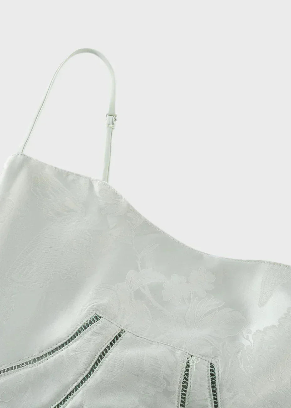 Stijlvolle Liquid Satin Jurk voor Speciale Gelegenheden