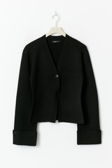 zwarte cardigan met knoopsluiting