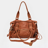 Maverick Bag – Stoere schoudertas in de kleur Cognac met vintage flair, slimme opbergruimte en afmetingen van 37x26x16 cm