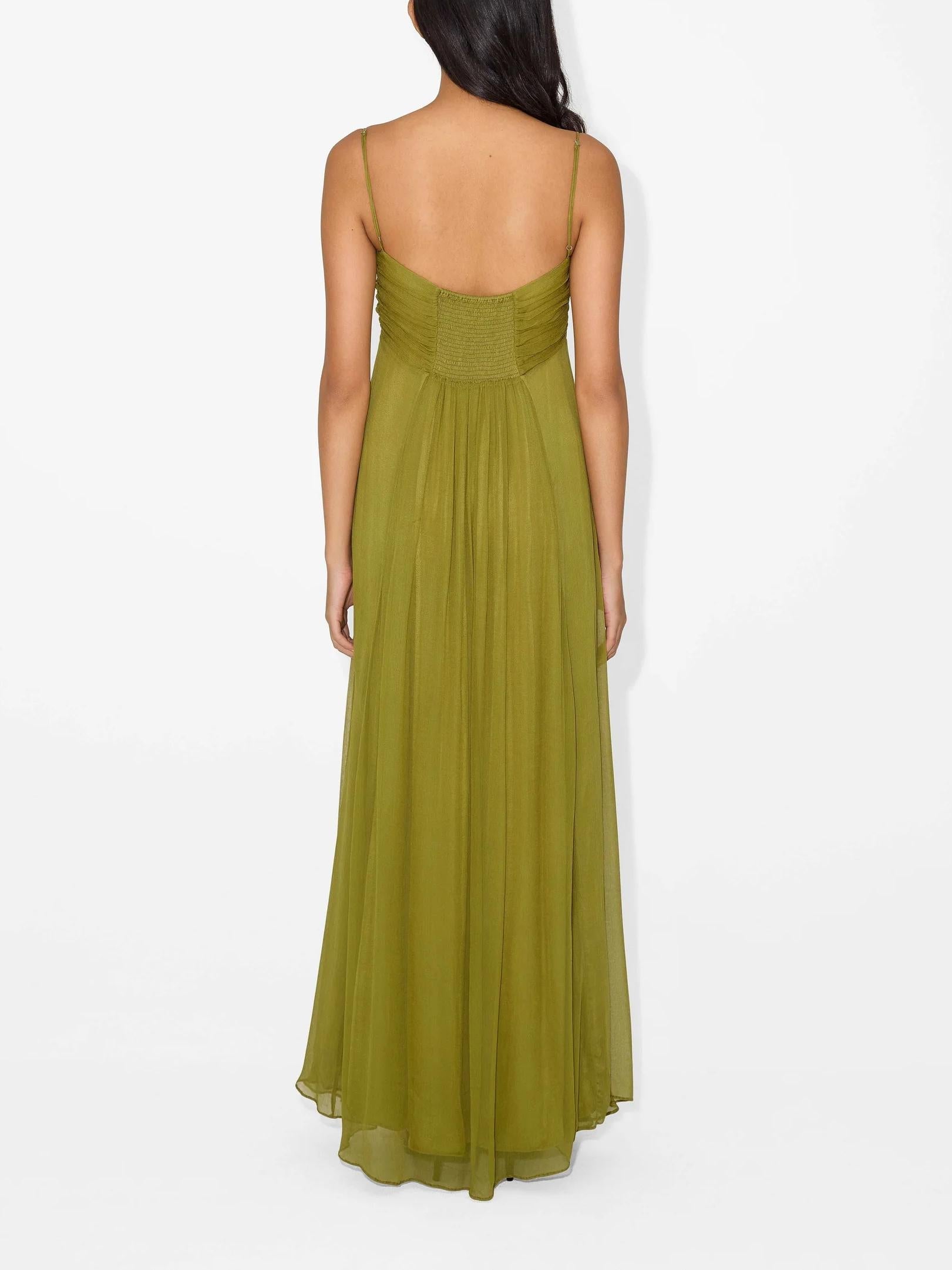 achterkant groene maxi zomerjurk met cut-out en spaghettibandjes voor vrouwen
