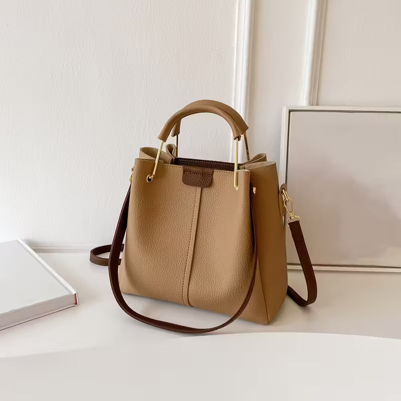 Viva Chic Tote | Elegant Shoulder Bag with Luxurious Details