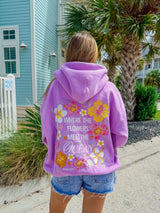 Zalani | Geborduurde Hoodie met Tekst & Bloemen in Zachte Zomertinten