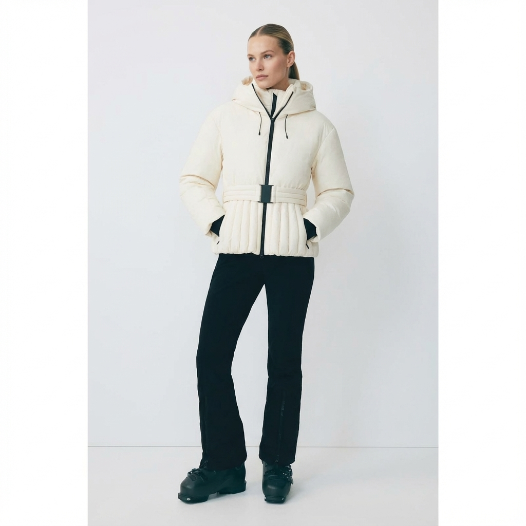 Auraya Ski Jacket | Waterafstotende Dames Ski Jas met Afritsbare Capuchon & Getailleerde Pasvorm