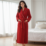 Veloura luxe badjas rood – comfy plush badjas voor koude dagen