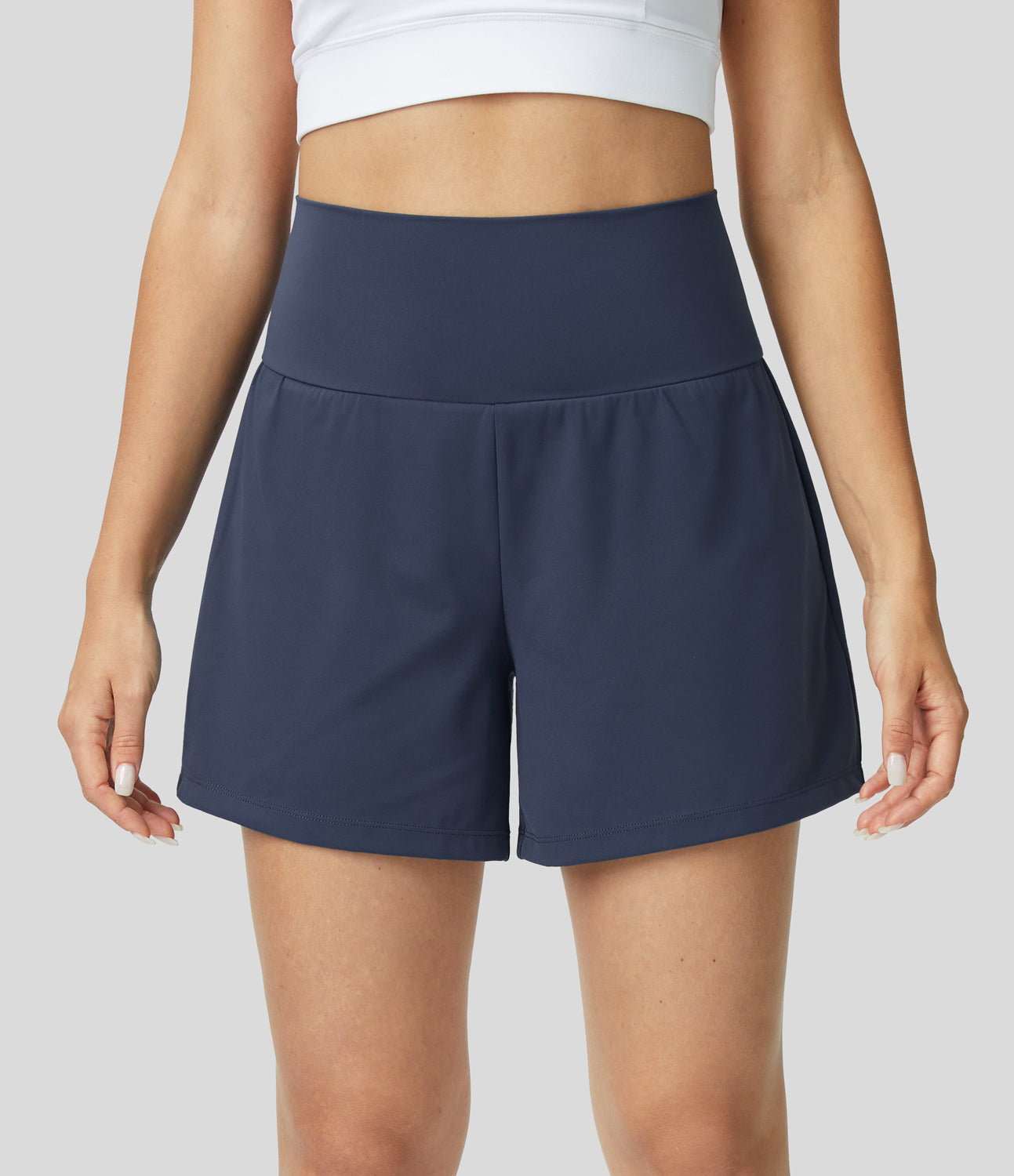 sportshort in donkerblauw met telefoonvak