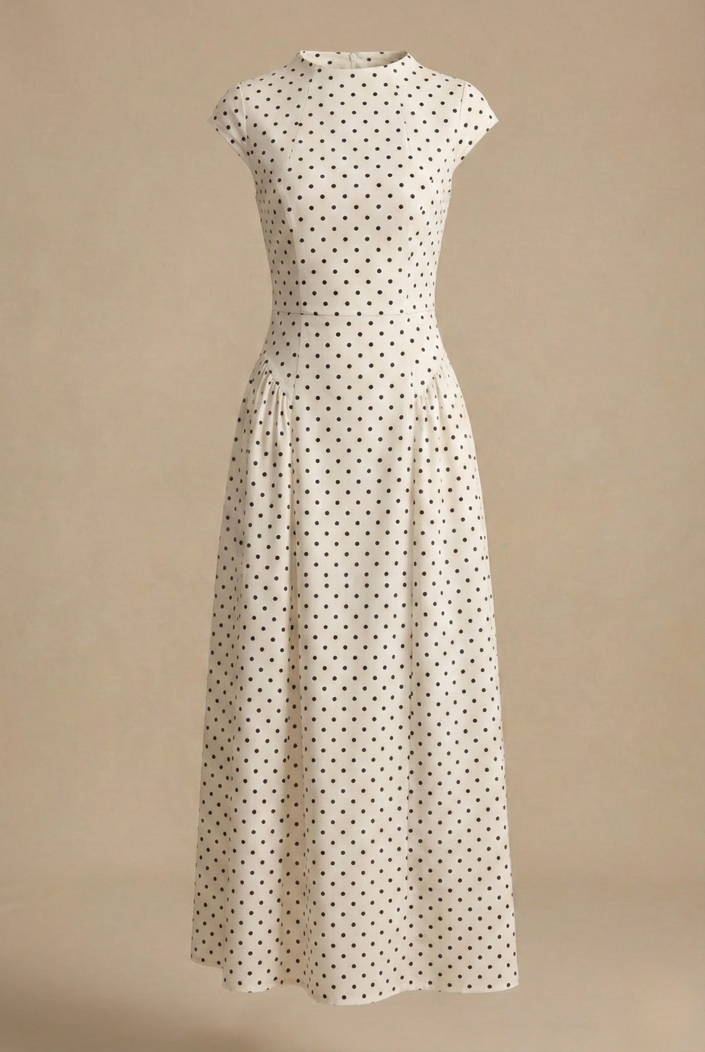 crème maxi jurk met zwarte polka dots en getailleerde taille dames