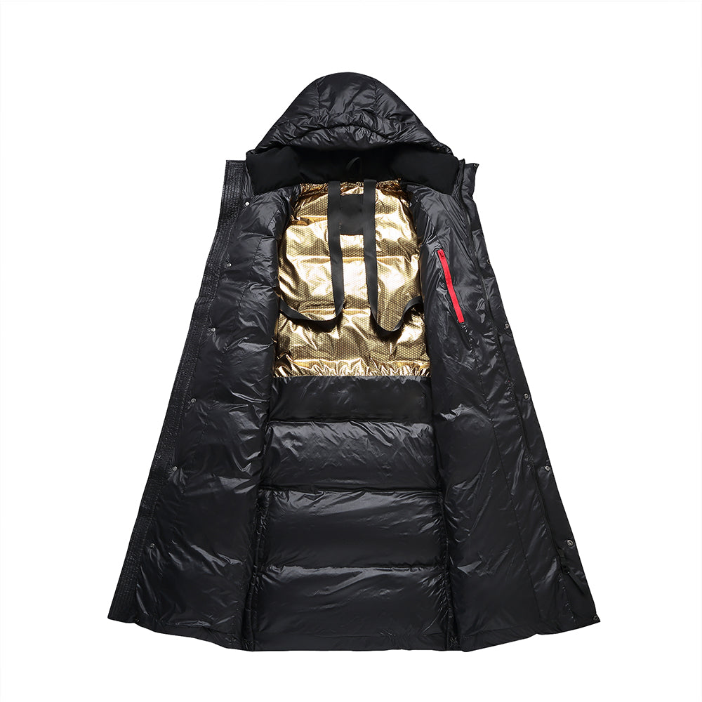 lange zwarte dames puffer jas met gouden binnenvoering en schouderbanden, open