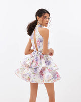tweedelige set met bloemenprint en elegante haltertop