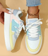multicolor pastel sneaker met blauw en geel