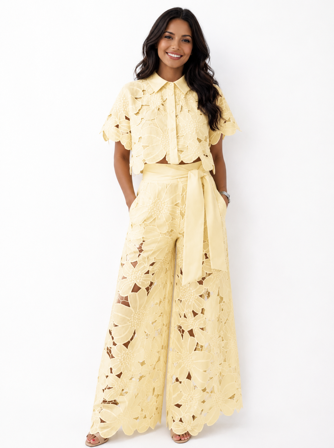 gele chique dames outfit met wijde broek