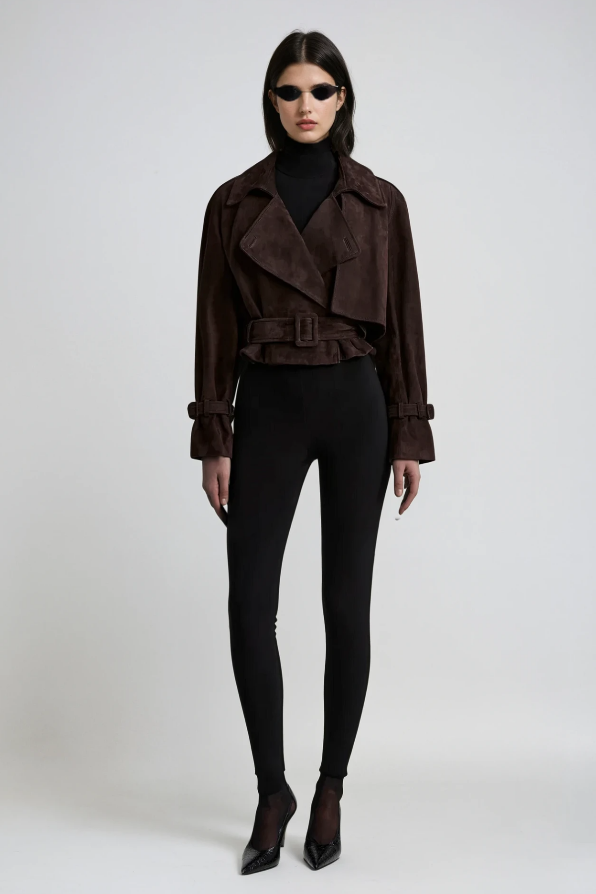 venza Belted Jacket bruin – close-up van revers en gespdetail