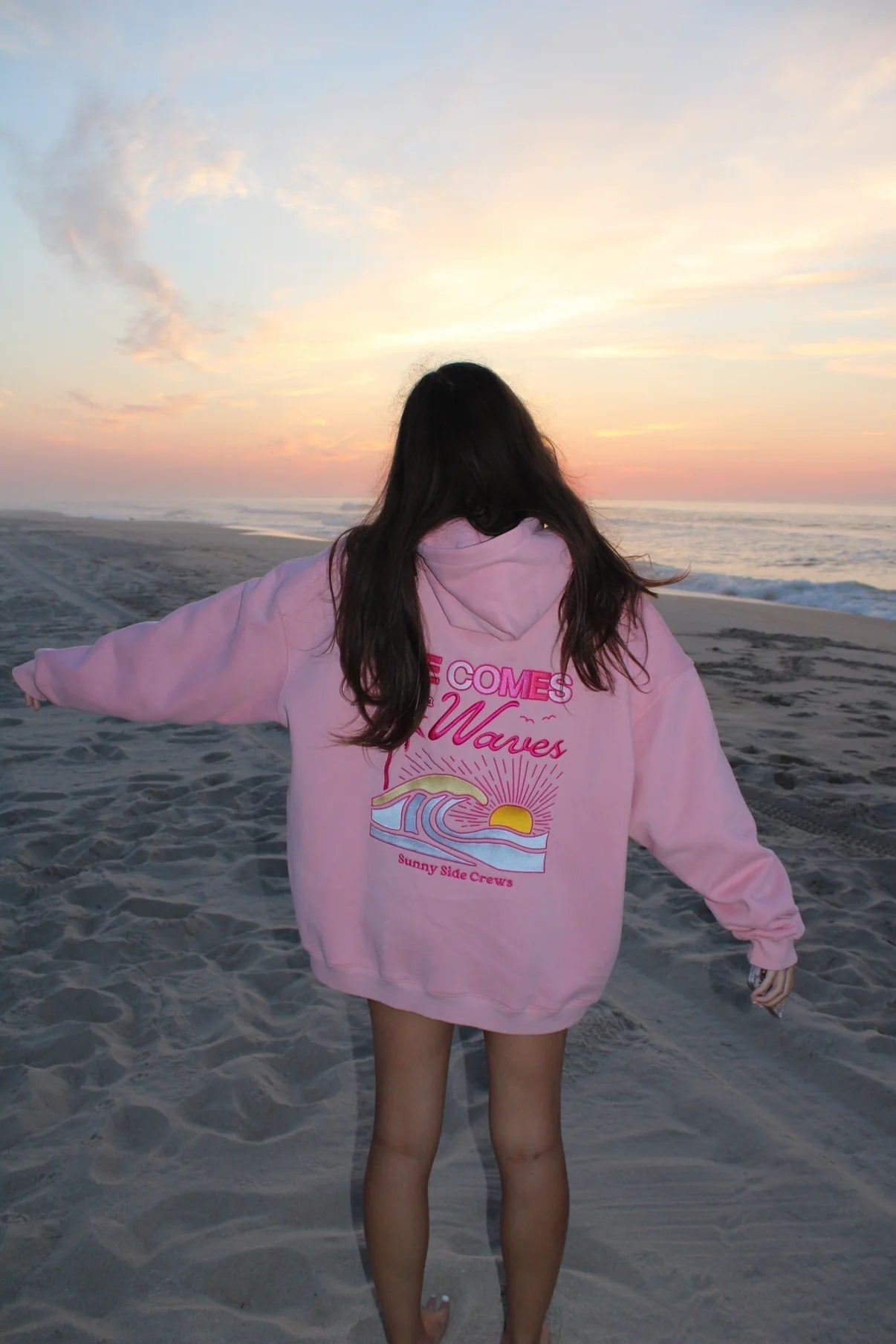 Solbelle hoodie roze achterkant met strandprint