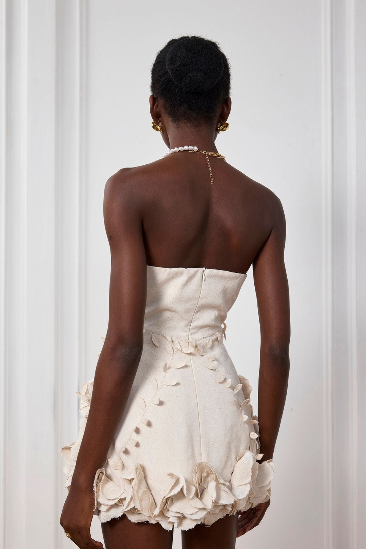 Eleanora | Strapless Flower Mini Dress