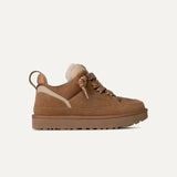zijaanzicht van Bruine suede winter sneaker met plateauzool en warme voering