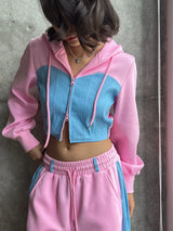 sportieve co-ord set met urban flair in roze en blauw 