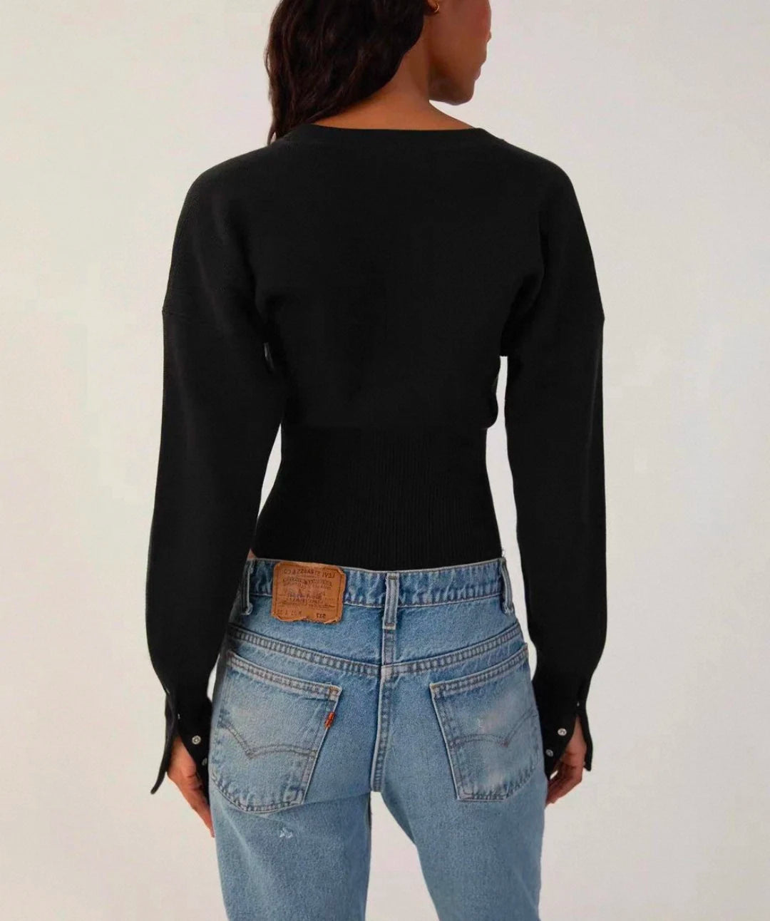 Neraya | Fitted Cardigan met Knoopsluiting & Taille Accent