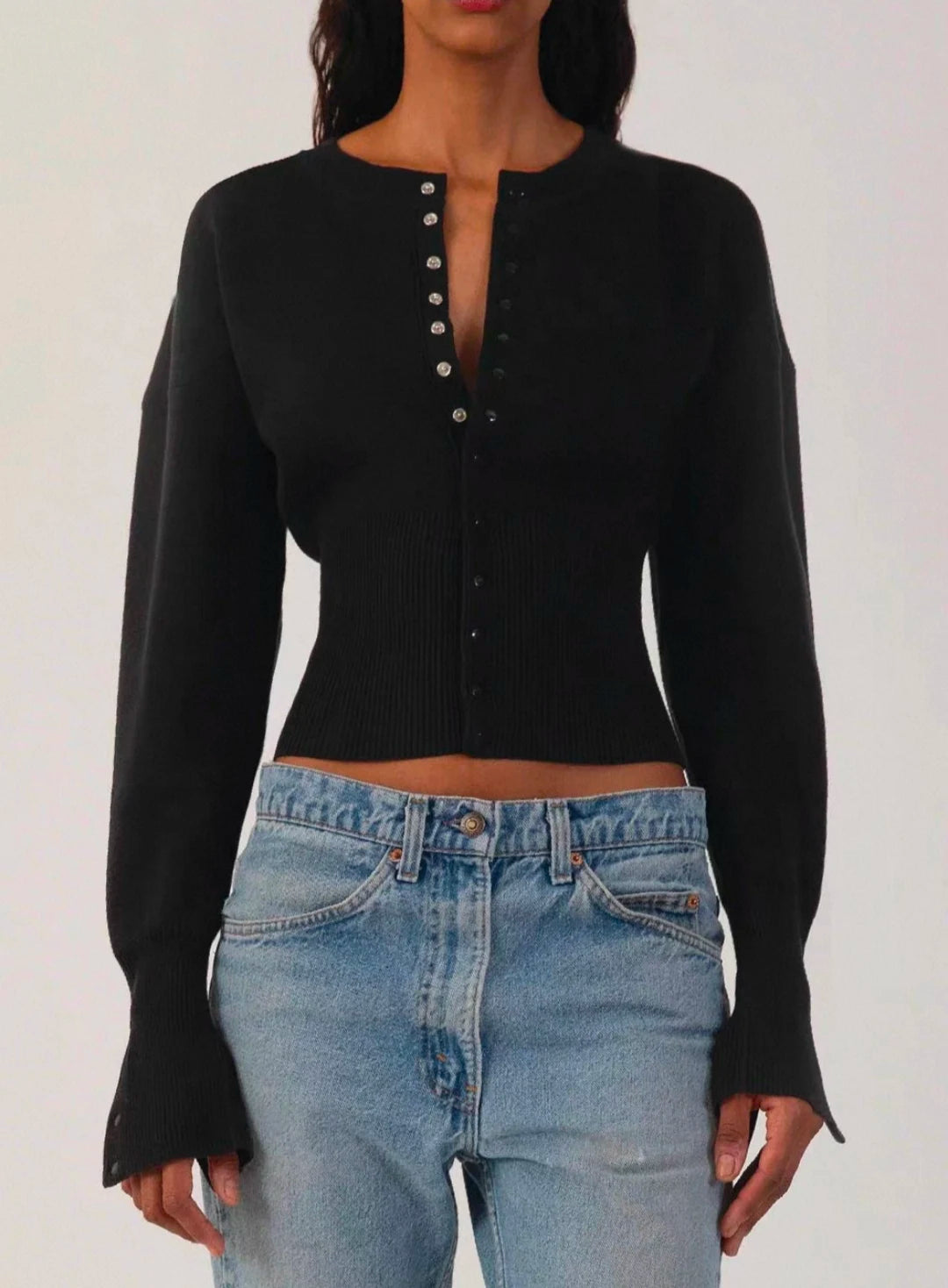 Neraya | Fitted Cardigan met Knoopsluiting & Taille Accent