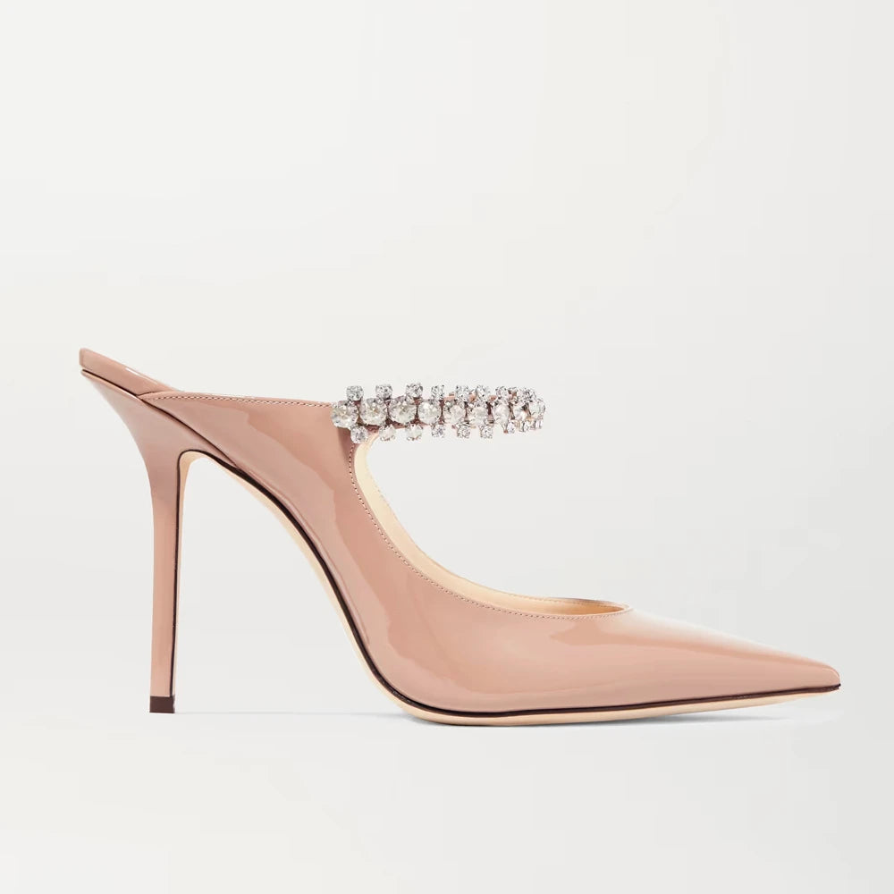 Noirella Heels nude – nude hakken met glanzende lak en strass detail