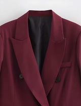 detailfoto reverskraag en voering van bordeaux blazer