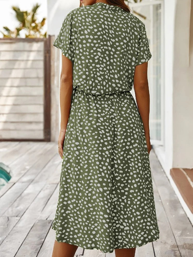 Zanelya | Midi Zomerjurk met Abstracte Stippenprint & Knoopsluiting