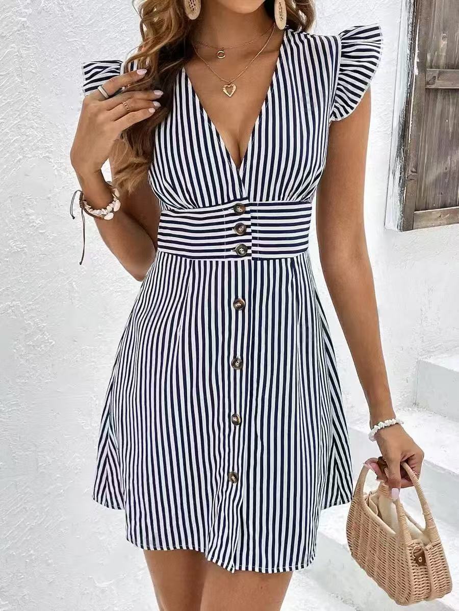 Sorena | Gestreepte Zomerjurk met V-hals & Knoopsluiting