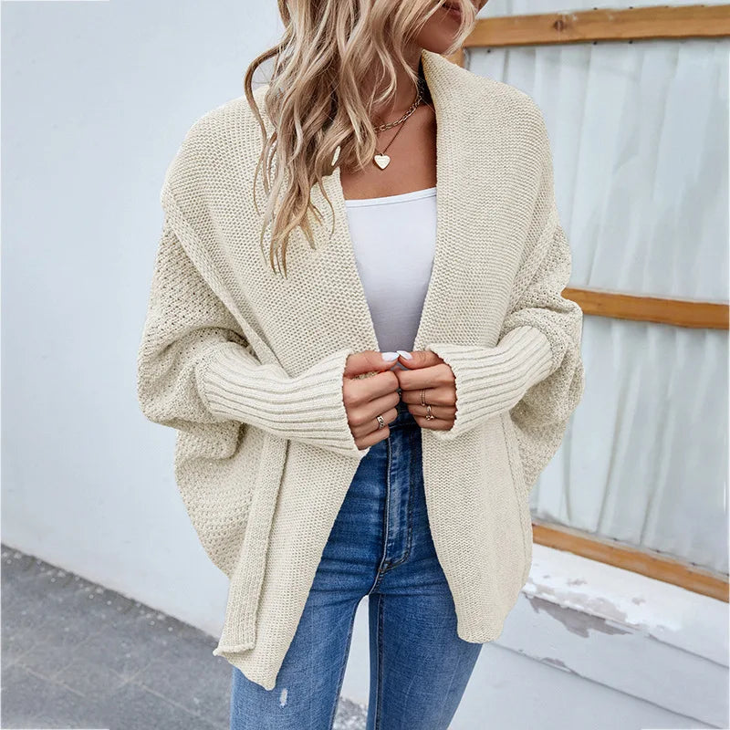 Oversized gebreid vest in beige – Salejano