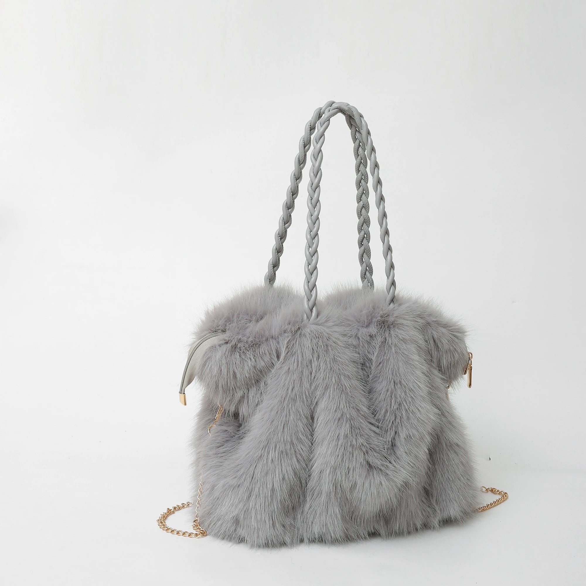 grijze teddy handtas met zachte structuur en schakelketting