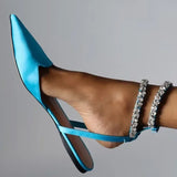 blauwe satijnlook hakken met puntige neus
