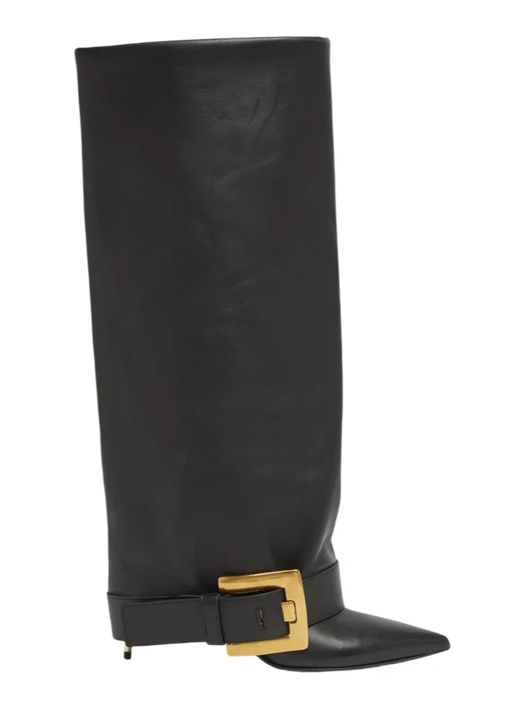 Zwarte hoge laarzen met gouden gesp – elegante fashion boots