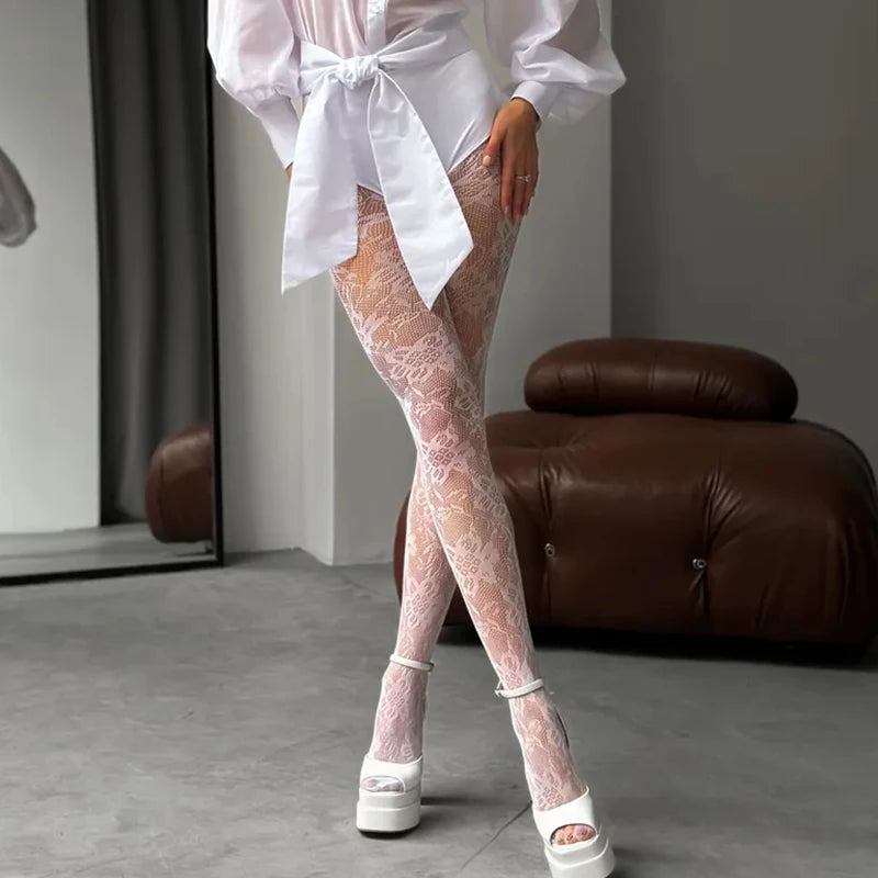 Witte kantpanty met bloemenmotief – elegante panty voor dames