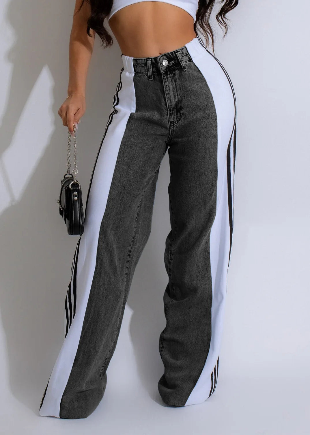 zwarte denim jeans met witte zijbanen