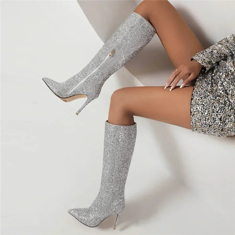 Lunéa Glitz Boots | Kniehoge Glitterlaarzen met Puntneus & Stilettohak