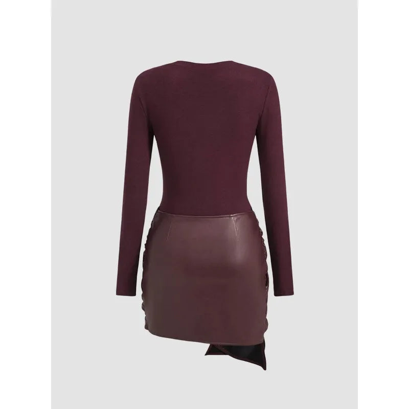 Narelle | Mini-robe ajustée avec détail drapé en cuir vegan