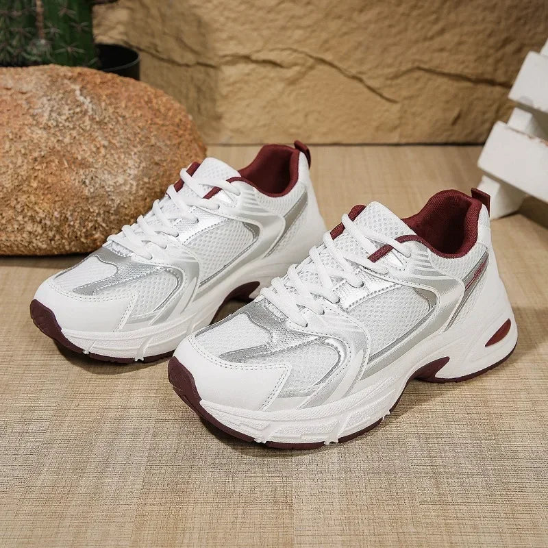 Venyra Chunky Sneakers rood detail 