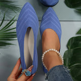 blauwe stretch ballerina’s met puntige neus en ademend geweven materiaal