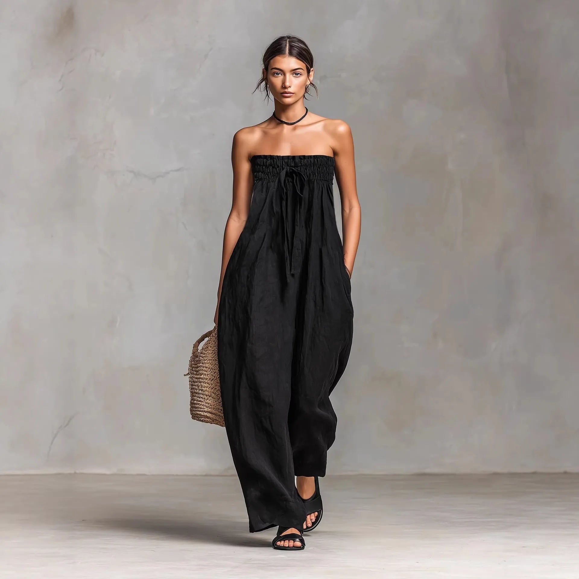 zwarte casual chic jumpsuit voor vakantie dames