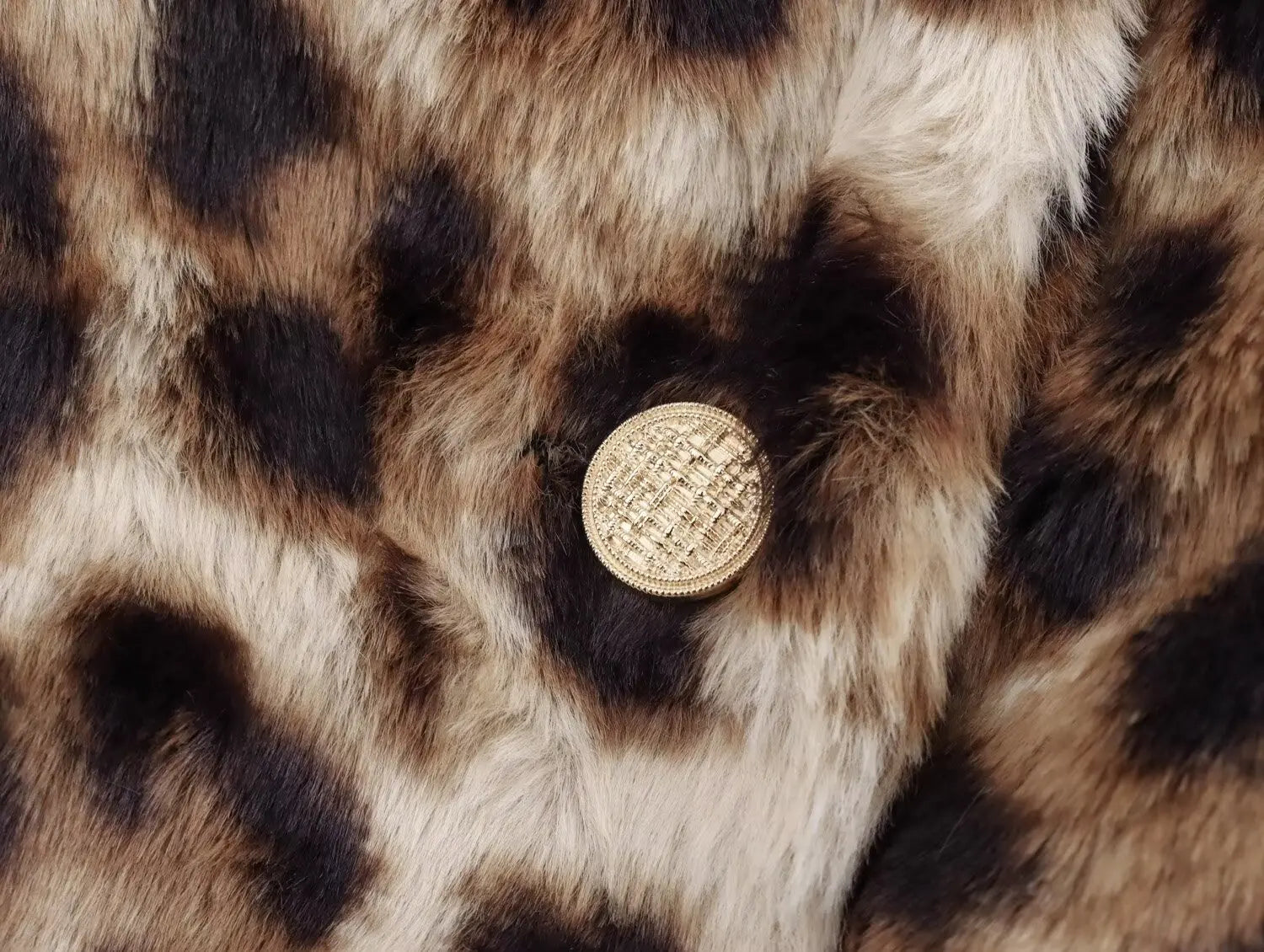 Leopard Elegance | Coat