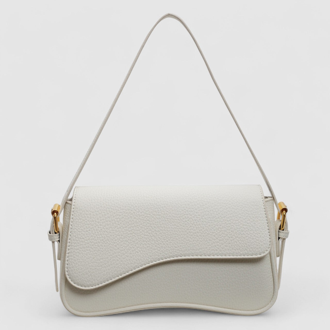 witte schoudertas met verstelbare band en minimalistisch design