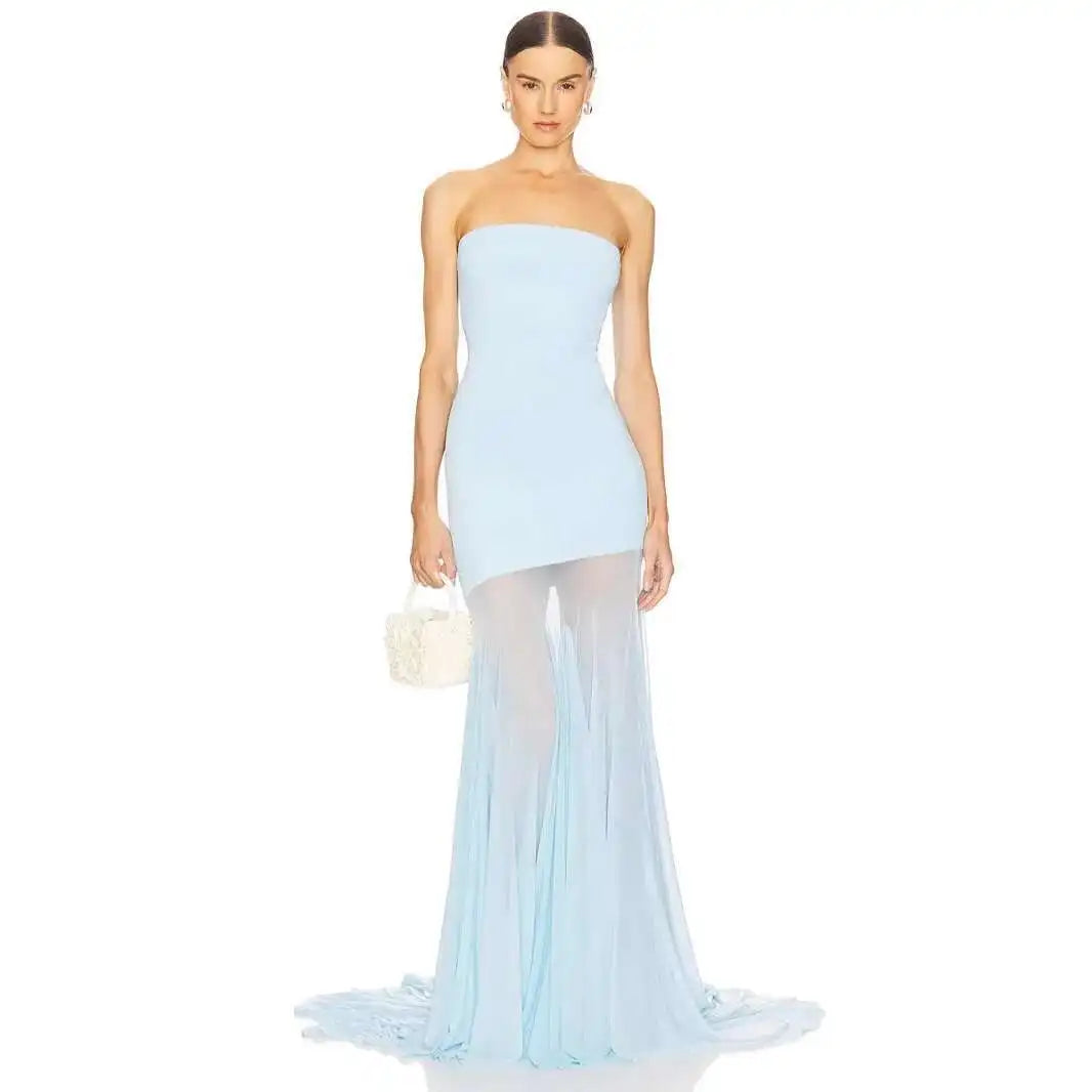 blauwe strapless galajurk met tule rok en aangesloten top