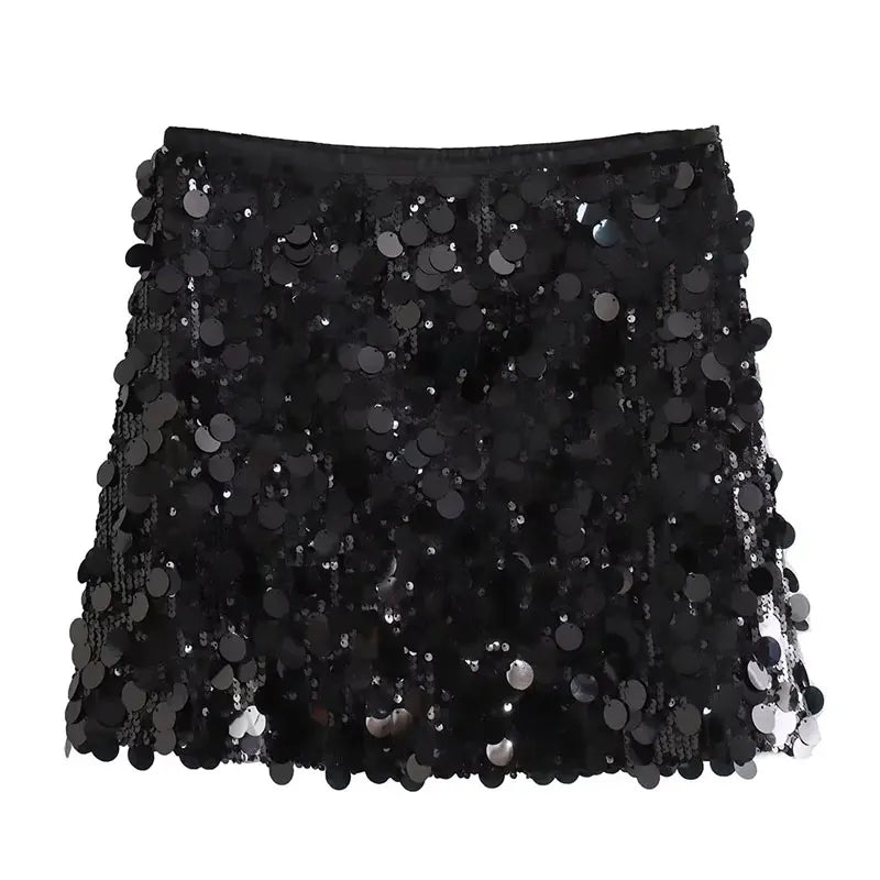 Glam Elegance Mini Skirt in zwarte sprankelende pailletten, perfect voor feestdagen en speciale gelegenheden.