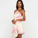 Elanora | Halterjurk met Grote Roze Bloemenprint & Open Rug
