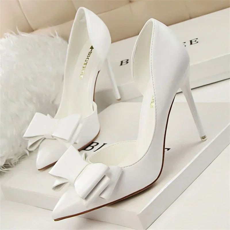 Bella Bow Heels | Elegante Pumps met Strikdetail