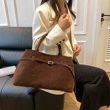 Belviora | Luxe Handtas met Suède Look & Buckledetail
