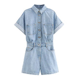 lichtblauwe playsuit met opgerolde mouwen en riem